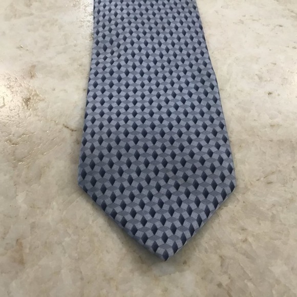BILL BLASS SILK TIE - Picture 2 of 9